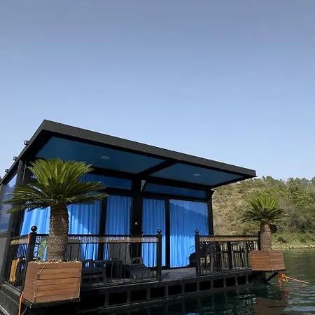 Dream House *